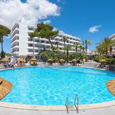 Leonardo Royal Ibiza Santa Eulalia מלון