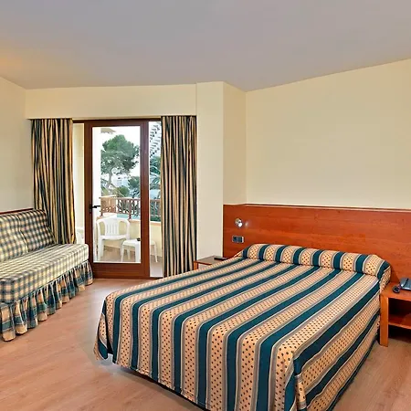 Leonardo Royal Ibiza Santa Eulalia 4*